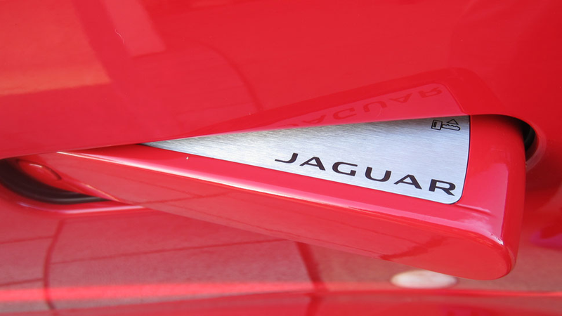 Illustration for article titled 2014 Jaguar F-Type: The Jalopnik Review